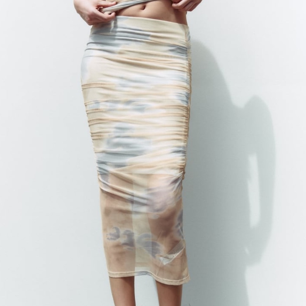 Zara Printed Tulle Skirt- NWOT